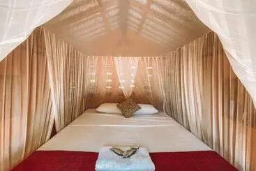 Majatalo Canto De Jurema Corumbau Glamping, Chalé, Acolhimento E Sustentabilidade