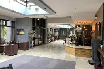 Twin Trees Hotel & Leisure Club