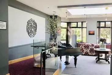 Twin Trees Hotel & Leisure Club