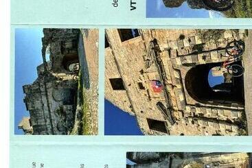 مبيت وإفطار Chambres D Hôtes Entre Dolmens Et Fontaines