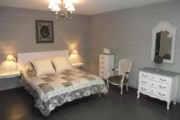 Les Belles époques B&b   Piscine   Terrasses   Brumisateurs   Proche Puy Du Fou