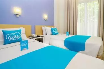 ホテル Airy Wenang Sutomo 4 Manado