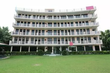 Hôtel Oyo 6242 Jalsa Resort