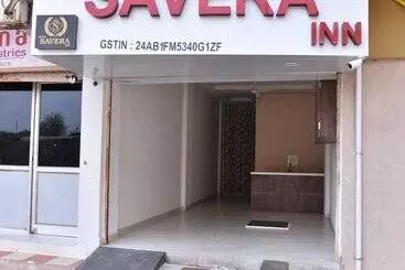 Hotel Savera Inn