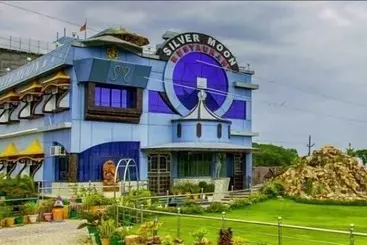 Hotel Silver Moon