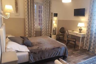 هتل Hostellerie De La Crémaillère