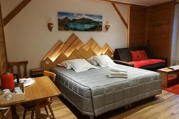 ホテル Hôtel Du Grand Mont