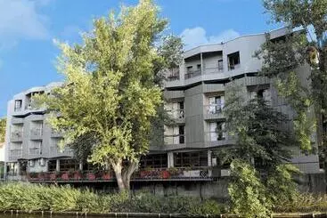 호텔 Hôtel Restaurant La Chartreuse Logis De France