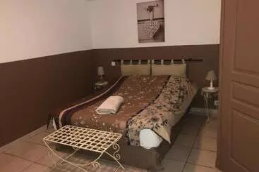 Отель Le Provençal