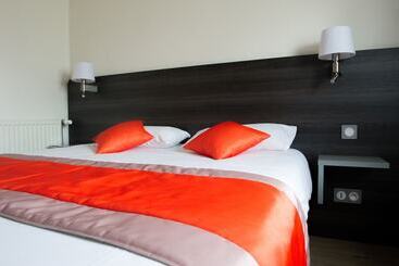 هتل Hôtel Carline Beaune