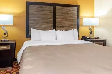 فندق Quality Inn & Suites Montgomery East Carmichael Rd