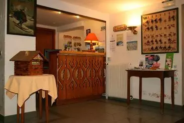 Hotelli Hôtel Le Télécabine