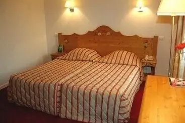 Отель Logis Chez Bach