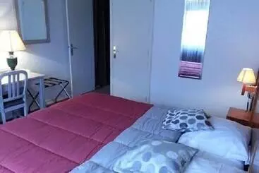 모텔 Les Jardins Du Forez