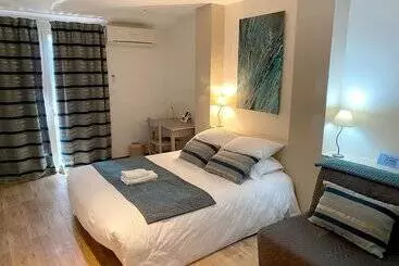 ホテル L Escale Des Alpilles