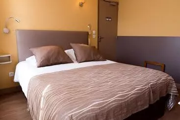 호텔 Logis Auberge Du Valburgeois