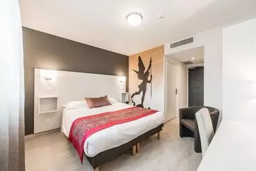 فندق The Originals Boutique, Hôtel Les Quatre Salines, Le Mont Saintmichel Sud