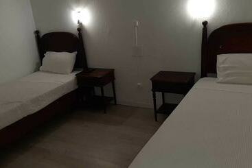 펜션 Residencial Miradoiro Guest House