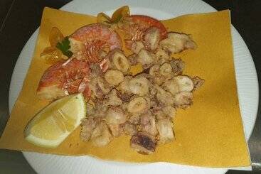 פונדק Albergo Ristorante Italia