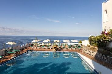 مسافرخانه Grazia Alla Scannella