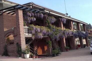 교외 호텔 Agriturismo Doremi