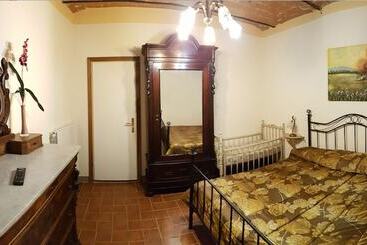 فندق ريفى Agriturismo Il Poderino