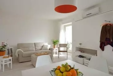 تختخواب و صبحانه Community Rooms & Wine