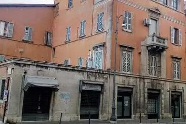 تختخواب و صبحانه Residence Tucci