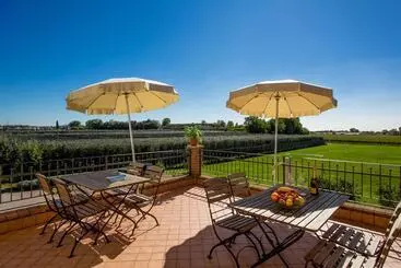 田舎風ホテル Agriturismo La Molinalda