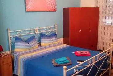 پانسیون B&b Villa Mirella