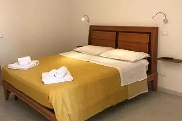 Aamiaismajoitus (B&B) Le Camere Di Don Vito