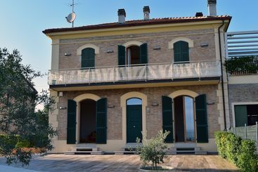 مبيت وإفطار Casa Vandina