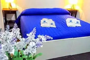 Bed and Breakfast Rooms Gli Arcangeli 2   Affitti Brevi Italia