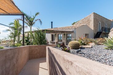 Pension (Hôtel basse catégorie) Mangiabove