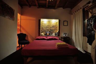 Mi Casa Tu Casa Bed & Breakfast