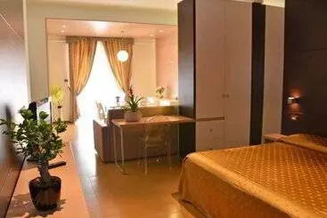 בית מלון כפרי Grand Eur