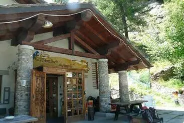 Hotelli à L Hostellerie Du Paradis