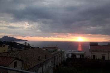 مبيت وإفطار Sunset Rooms