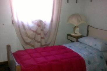 تختخواب و صبحانه White Chocolate