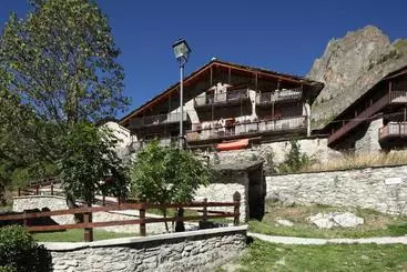 Hotel Locanda Degli Elfi E Ristorante Mascha Parpaja