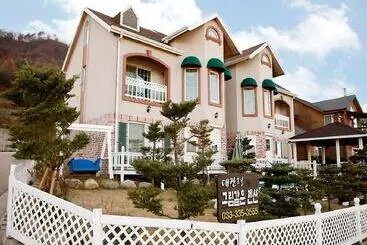 ホテル Daegwanryeong Sketch Pension