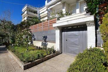 فندق Royal Riviera Residence