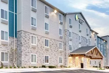 Hotelli Woodspring Suites Carol Stream  Chicago