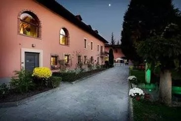 Majatalo Giarvino Boutique Guest House