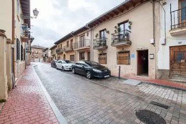 Quinta ou Casa Rural Stunning Mansion In Riaza With Balcony