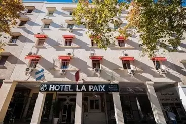 هتل De La Paix