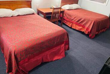 בית מלון כפרי Executive Inn