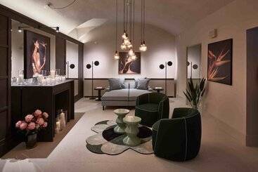 Falkensteiner Boutique Hotel Prague