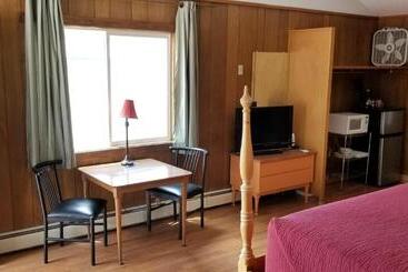 فندق Alpine Moose Lodge