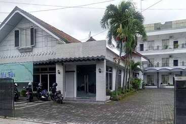 Reddoorz Syariah @ Hotel Kencana Tasikmalaya